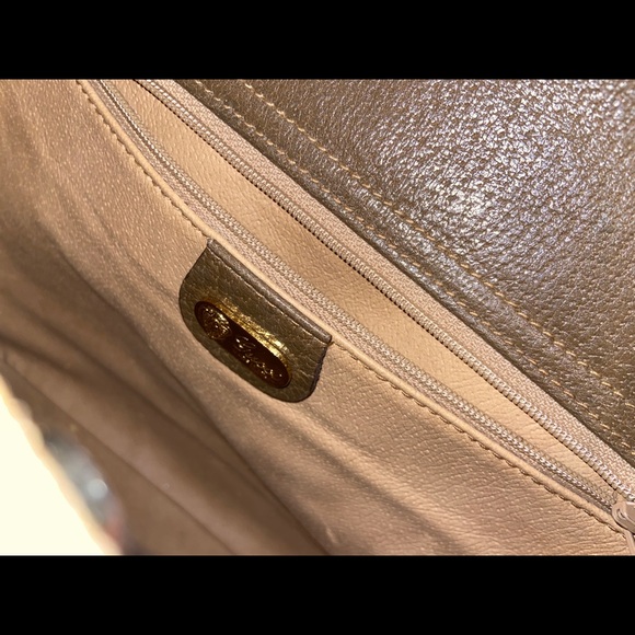 Vintage Gucci Shoulder Bag - Picture 10 of 12